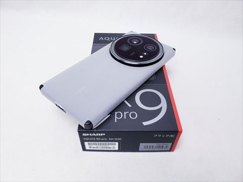 AQUOS R9 pro ブラック /SH-M30 【国内版 SIMFREE】 各サイトで併売につき売切れのさいはご容赦願います。