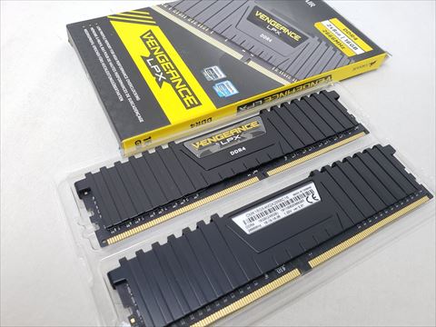 CMK16GX4M2A2666C16 各サイトで併売につき売切れのさいはご容赦願います。