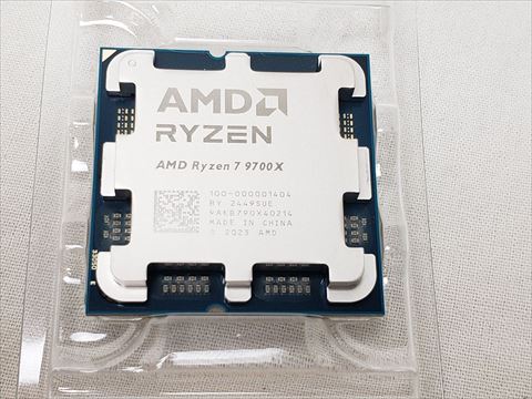 Ryzen7 9700X バルク (8C/16T、3.8GHz(最大5.5)、65W、L2+L3 Cache 40MB、Radeon Graphics ) 各サイトで併売につき売切れのさいはご容赦願います。
