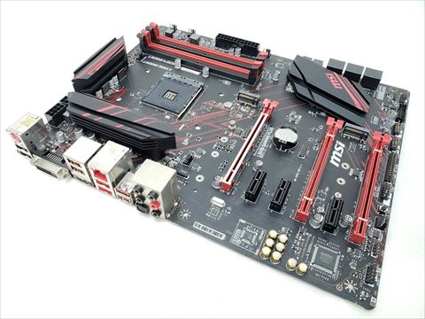 X470 GAMING PLUS 各サイトで併売につき売切れのさいはご容赦願います。