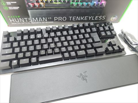 Huntsman V3 Pro Tenkeyless JP RZ03-04981300-R3J1 各サイトで併売につき売切れのさいはご容赦願います。