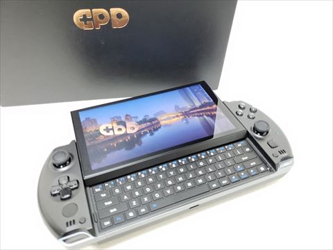 GPD WIN4 （Ryzen7-6800U/6.0/32GB/1TB） 各サイトで併売につき売切れのさいはご容赦願います。