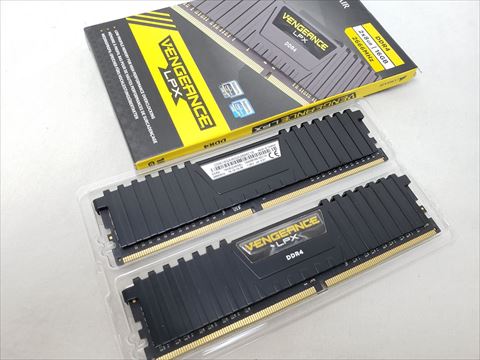 CMK16GX4M2A2666C16 各サイトで併売につき売切れのさいはご容赦願います。