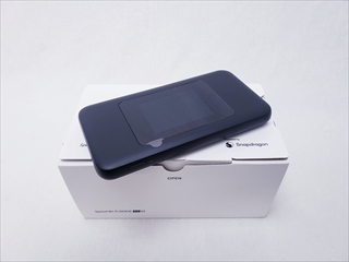 Speed Wi-Fi DOCK 5G 01 【UQ SIMFREE】 各サイトで併売につき売切れのさいはご容赦願います。