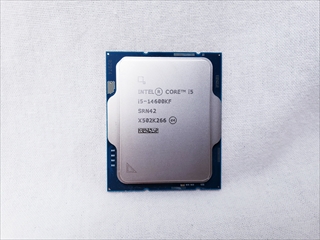 Core i5-14600KF バルク 3.5(5.3)/2.6(4.0)GHz /14(6+8)コア 20スレッド/スマートキャッシュ24M/TDP125W 各サイトで併売につき売切れのさいはご容赦願います。