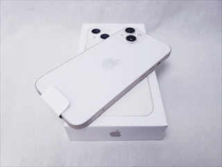 iPhone13 256GB スターライト /MLNJ3J/A 【国内版 SIMFREE】 各サイトで併売につき売切れのさいはご容赦願います。