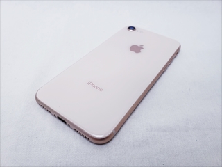 iPhone8 64GB ゴールド /MQ7A2J/A docomo 各サイトで併売につき売切れのさいはご容赦願います。