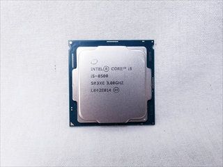 Core i5-8500 BOX (3.00GHz/ターボブースト時4.10GHz/6-core 6-thread/Total Cache 9MB/TDP65W/UHD Graphics 630) 各サイトで併売につき売切れのさいはご容赦願います。