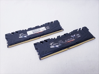 PC4-25600(DDR4 3200) 8GBx2 /バルク 各サイトで併売につき売切れのさいはご容赦願います。