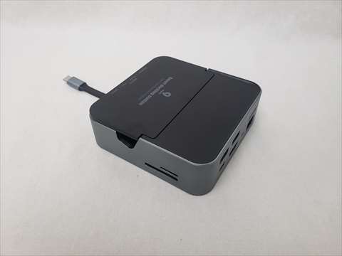 SMT-DOCK-9IN1 各サイトで併売につき売切れのさいはご容赦願います。
