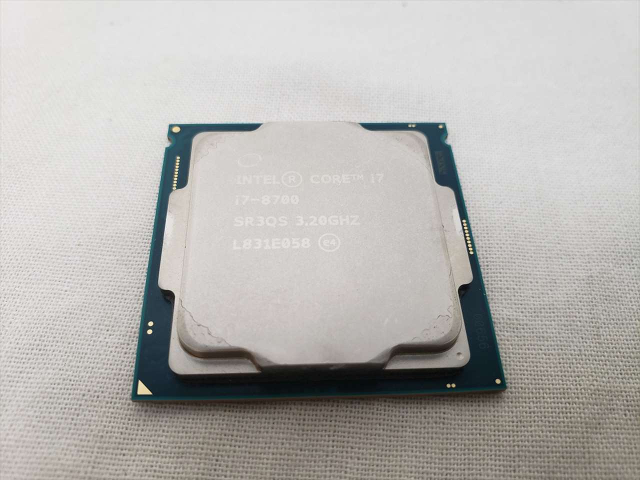 【スーパーセール】 Core i7-8700 (3.20GHz/ターボブースト時4.60GHz/6-core バルク CPU