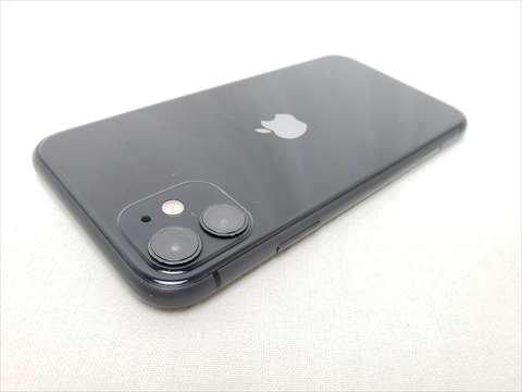 iPhone11 64GB ブラック /MHDA3J/A au 【SIMロック解除品】 各サイトで併売につき売切れのさいはご容赦願います。