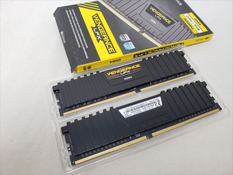 CMK16GX4M2A2666C16 各サイトで併売につき売切れのさいはご容赦願います。