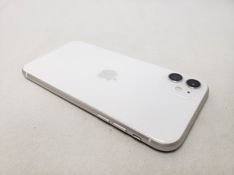 iPhone11 64GB ホワイト /MWLU2J/A Softbank 【SIMロック解除品】 各サイトで併売につき売切れのさいはご容赦願います。