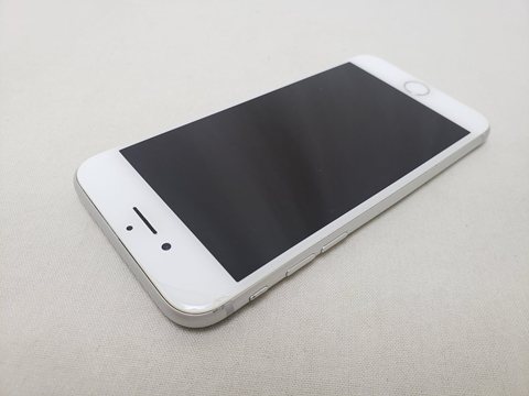 iPhone8 64GB シルバー /MQ792J/A softbank 【SIMロック解除品】 各サイトで併売につき売切れのさいはご容赦願います。