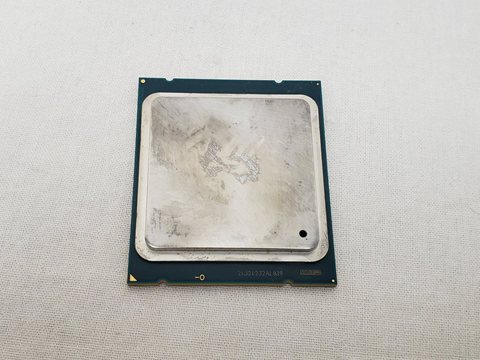Core i7-4930K バルク (3.40GHz/ターボブースト時3.90GHz/6-core 12-thread/L2 256KBx6/L3 12MB/TDP130W) 各サイトで併売につき売切れのさいはご容赦願います。
