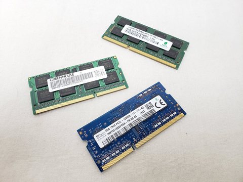 204Pin 1600(PC3L-12800) 4GB DDR3L S.O.DIMM 各サイトで併売につき売切れのさいはご容赦願います。