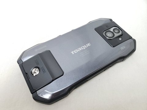 KYV46 ブラック /TORQUE G04 【SIMロック解除品】 各サイトで併売につき売切れのさいはご容赦願います。