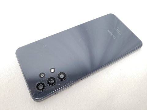 SCG08 オーサムブラック /Galaxy A32 5G 【SIMロック解除品】 各サイトで併売につき売切れのさいはご容赦願います。