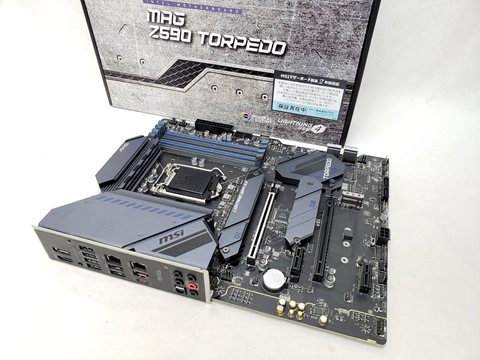 MAG Z590 TORPEDO 各サイトで併売につき売切れのさいはご容赦願います。