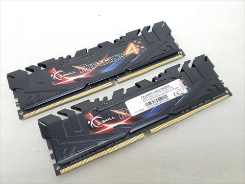 PC4-19200(DDR4 2400) 8GB 2枚組 各サイトで併売につき売切れのさいはご容赦願います。