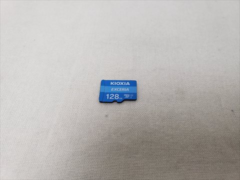 microSDXC カード 128GB 各サイトで併売につき売切れのさいはご容赦願います。