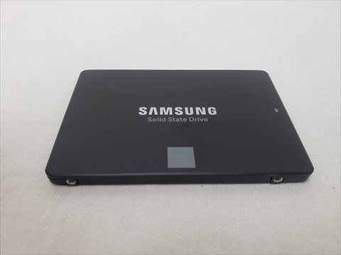 860 EVO MZ-76E1T0 各サイトで併売につき売切れのさいはご容赦願います。