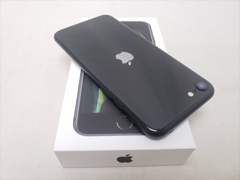 iPhoneSE （第2世代） 64GB ブラック /MHGP3J/A softbank 【SIMロック解除品】 各サイトで併売につき売切れのさいはご容赦願います。