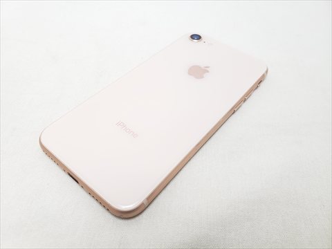 iPhone8 64GB ゴールド　/MQ7A2J/A　【ロック解除済】 各サイトで併売につき売切れのさいはご容赦願います。