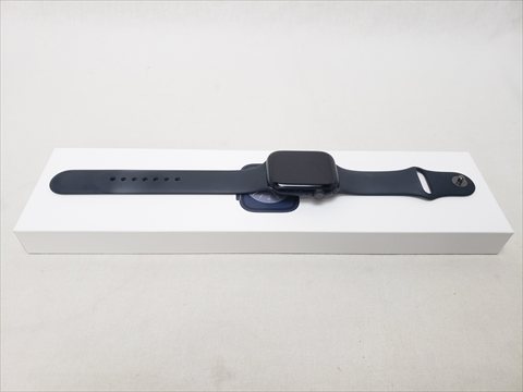 Apple Watch Series8 GPS 45mm ミッドナイトアルミニウム/ミッドナイトスポーツバンド　MNP13J/A 各サイトで併売につき売切れのさいはご容赦願います。