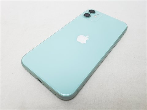 iPhone11 64GB グリーン /MWLY2J/A Softbank 【SIMロック解除品】 各サイトで併売につき売切れのさいはご容赦願います。