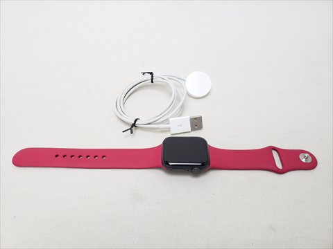 Apple Watch Series5 GPS 40mm アルミニウム/スポーツバンド MWV82J/A 各サイトで併売につき売切れのさいはご容赦願います。