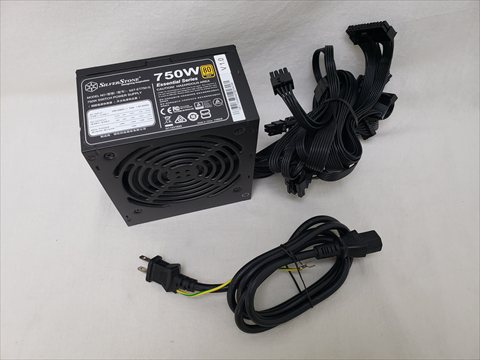 SST-ET750-G 各サイトで併売につき売切れのさいはご容赦願います。