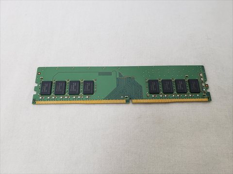 PC4-25600(DDR4 3200) 8GB(HMA81GU6DJR8N) バルク 各サイトで併売につき売切れのさいはご容赦願います。