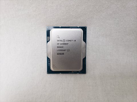Core i9-14900KF バルク 3.2(5.6)/2.4(4.4)GHz / 24(8+16)コア 32スレッド / Turbo Boost Max3.0 5.8Ghz / スマートキャッシュ36M / 内蔵グラフィック非搭載 / TDP125W 各サイトで併売につき売切れのさいはご容赦願います。