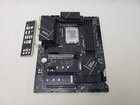 PRO Z790-P 各サイトで併売につき売切れのさいはご容赦願います。