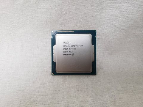 Core i7-4790 バルク (3.60GHz/ターボブースト時4.00GHz/4-core 8-thread/L2=256kB x4 L3=8MB/TDP84W) 各サイトで併売につき売切れのさいはご容赦願います。