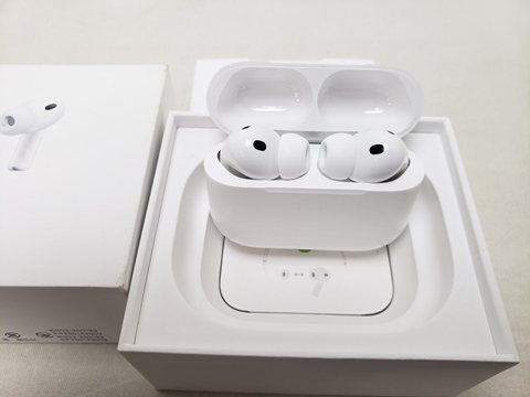 AirPods Pro3 MFHP4J/A 各サイトで併売につき売切れのさいはご容赦願います。