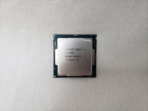 Core i7-7700 バルク (3.60GHz/ターボブースト時4.20GHz/4-core 8-thread/Total Cache 8MB/TDP65W/HD Graphics 630) 各サイトで併売につき売切れのさいはご容赦願います。