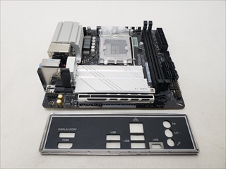 【中古】 B760M-ITX 【毎月第2土曜日はワンズの日】ワンズチャンス！ご来店いただいたお客様限定、店頭のみの大特価！電話等でのお取り置きはできません。あらかじめご了承下さいませ。