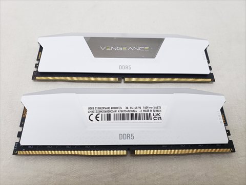 CMH32GX5M2E6000C36W　★こちらのメモリだけでの販売はできません、PC（弊社組立）のご注文分の場合のみご購入いただけます。★ 各サイトで併売につき売切れのさいはご容赦願います。