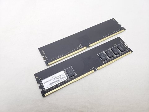 PC4-19200(DDR4 2400) 8GB x2 /バルク 各サイトで併売につき売切れのさいはご容赦願います。