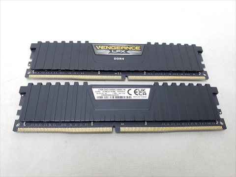 CMK32GX4M2C3200C18 /バルク 各サイトで併売につき売切れのさいはご容赦願います。