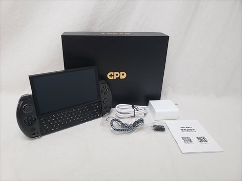 GPD WIN4 2025 （Ryzen7-8840U/6.0FHD/32GB/1TB） 各サイトで併売につき売切れのさいはご容赦願います。