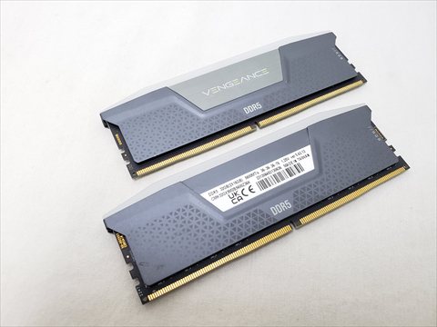 CMH32GX5M2B5600Z36K /バルク　★こちらのメモリだけでの販売はできません、PC（弊社組立）のご注文分の場合のみご購入いただけます。★ 各サイトで併売につき売切れのさいはご容赦願います。