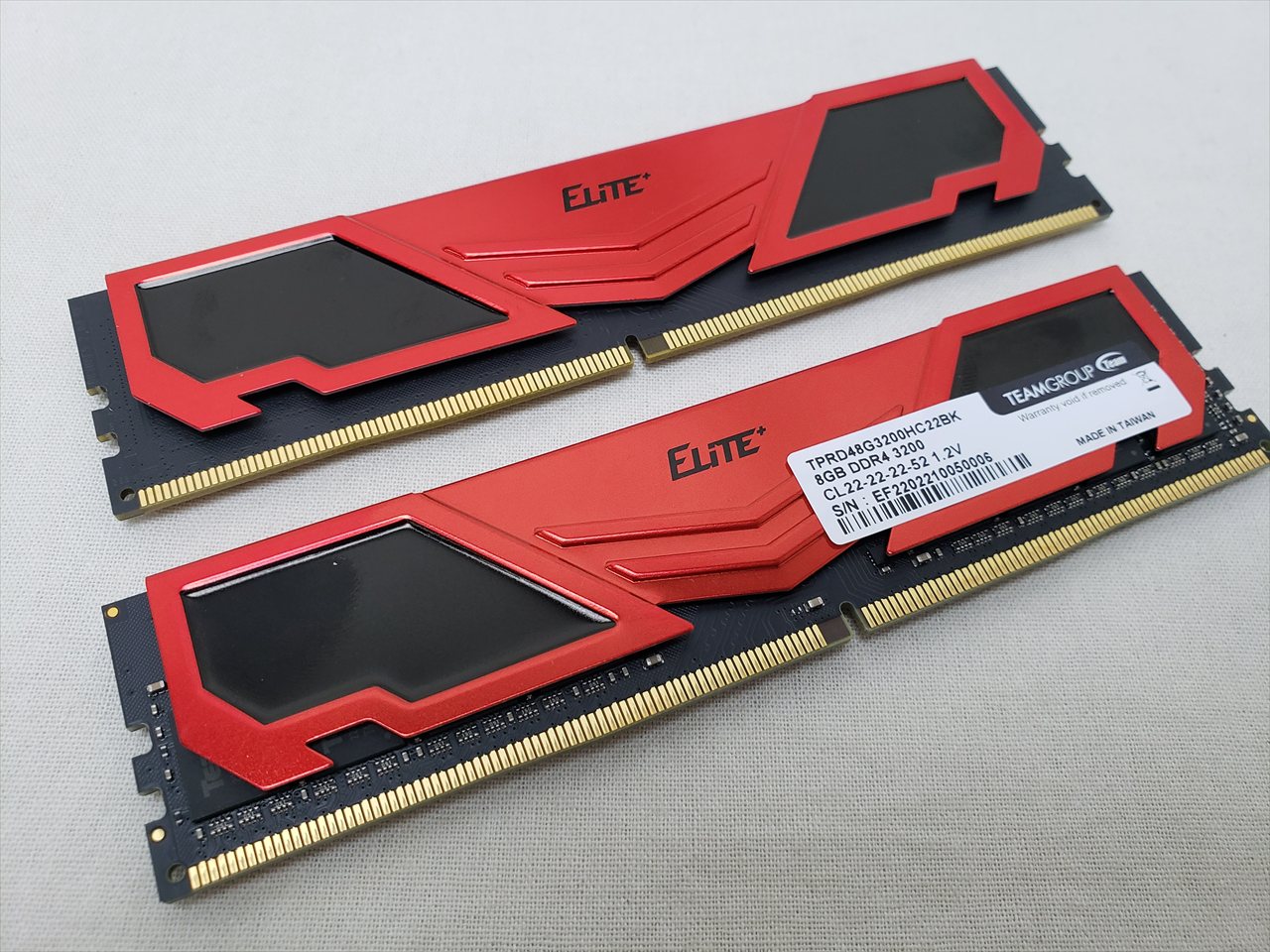 PC4-25600(DDR4 3200) 8GB x2 /バルク 各サイトで併売につき売切れの