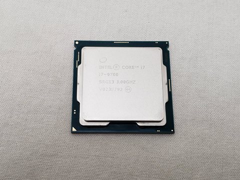 Core i7-9700 バルク (3.00GHz/ターボブースト時4.70GHz/8-core 8-thread/Total Cache 12MB/TDP65W/UHD Graphics 630) 各サイトで併売につき売切れのさいはご容赦願います。