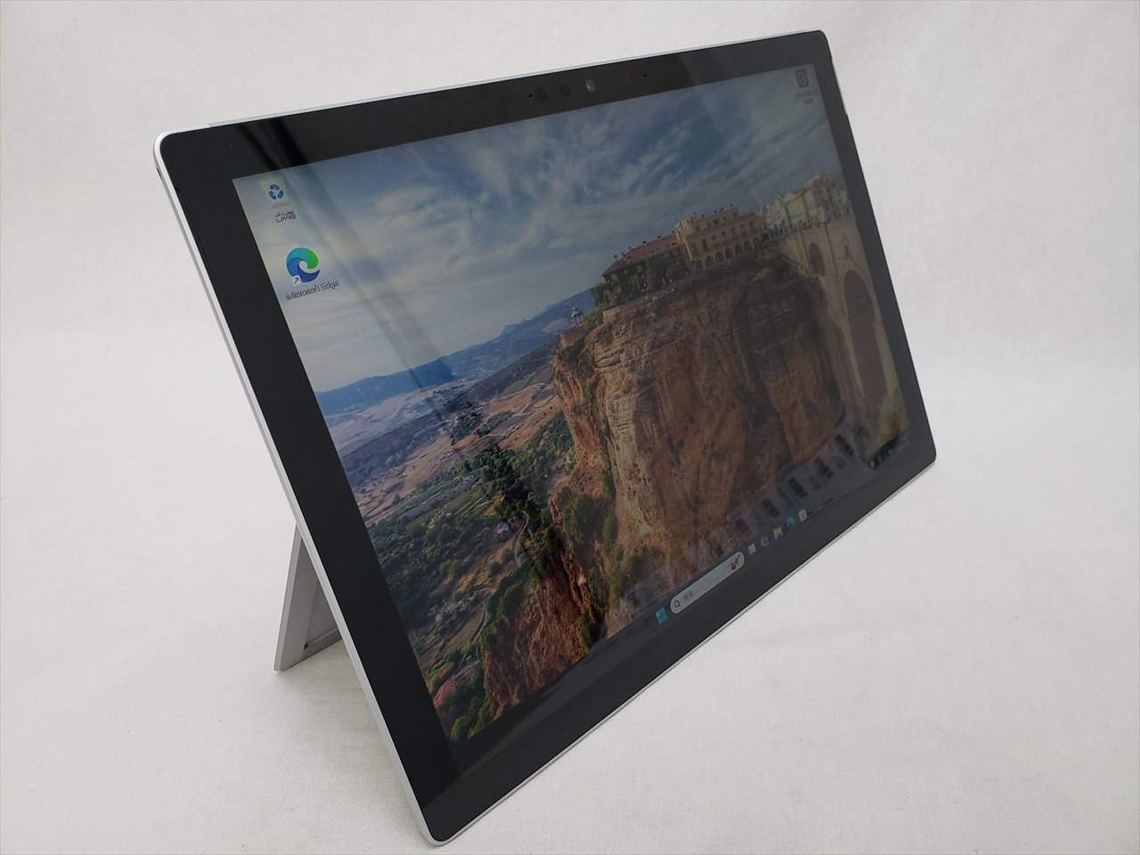 Surface Pro7 ブラック (Core i5-1035G4/16GB/256GB) 各サイトで併売