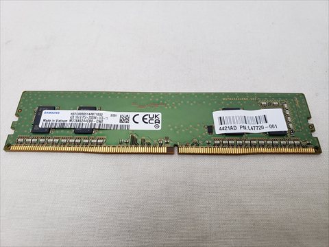 PC4-25600(DDR4 3200) 4GB /バルク 各サイトで併売につき売切れのさいはご容赦願います。