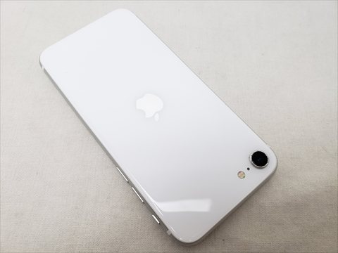iPhoneSE （第2世代） 64GB ホワイト /MHGQ3J/A softbank 【SIMロック解除品】 各サイトで併売につき売切れのさいはご容赦願います。